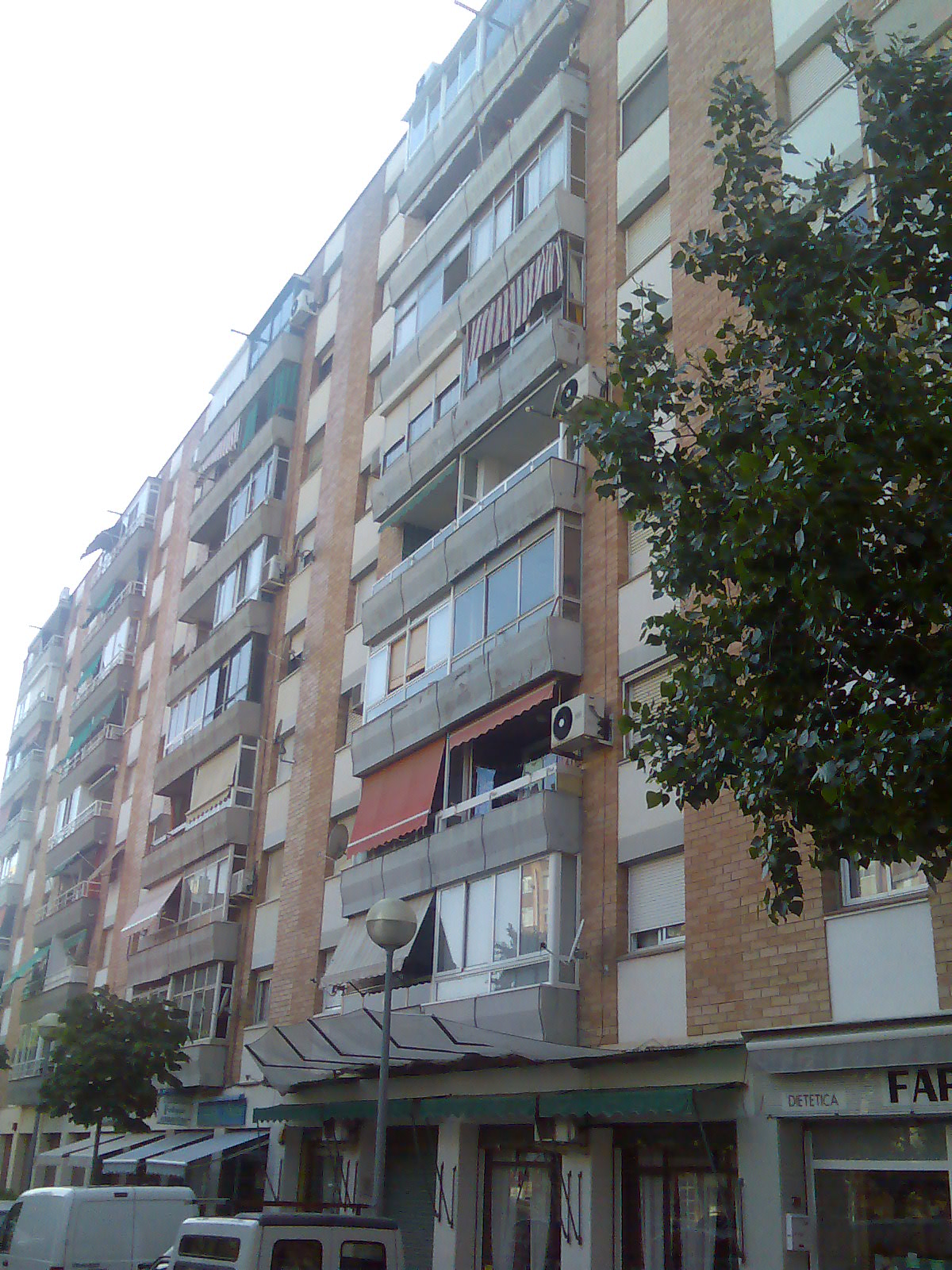 Edificio plurifamiliar fachada – Viladecans